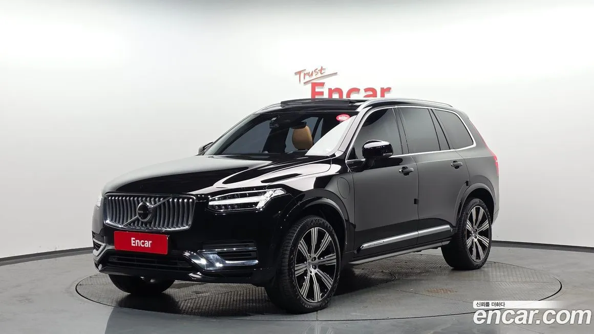Volvo XC90 — фото 1