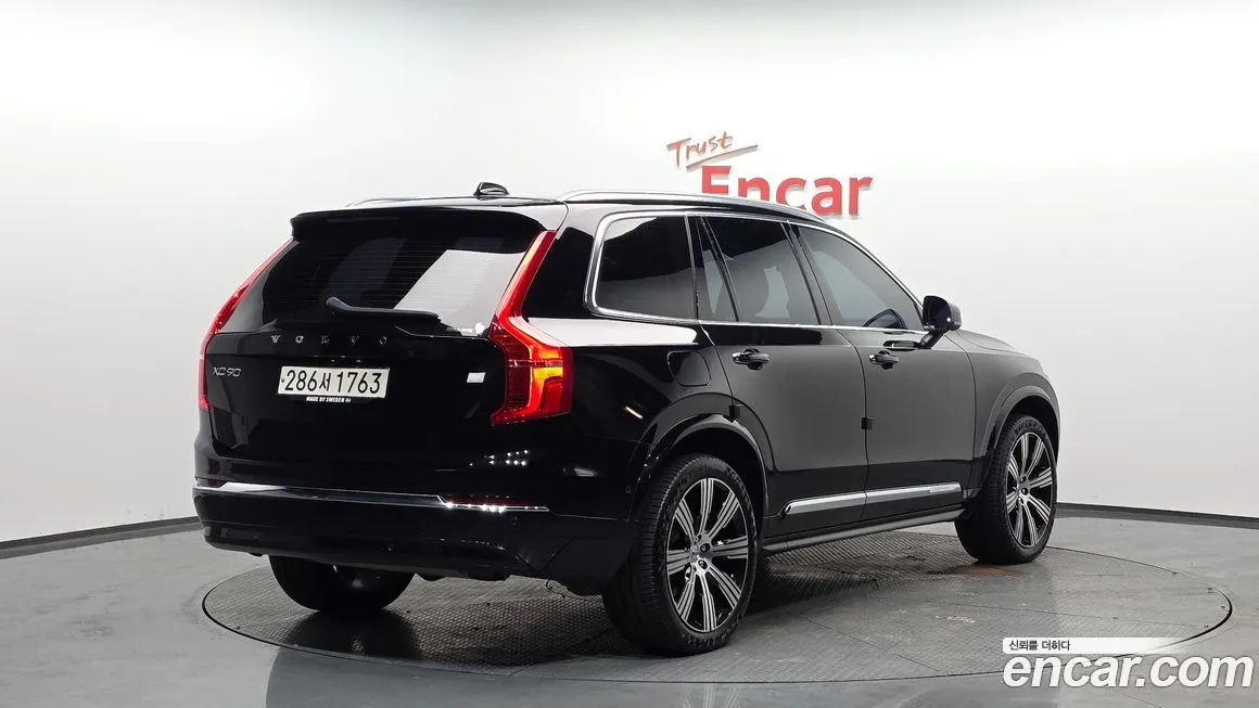 Volvo XC90 — фото 2