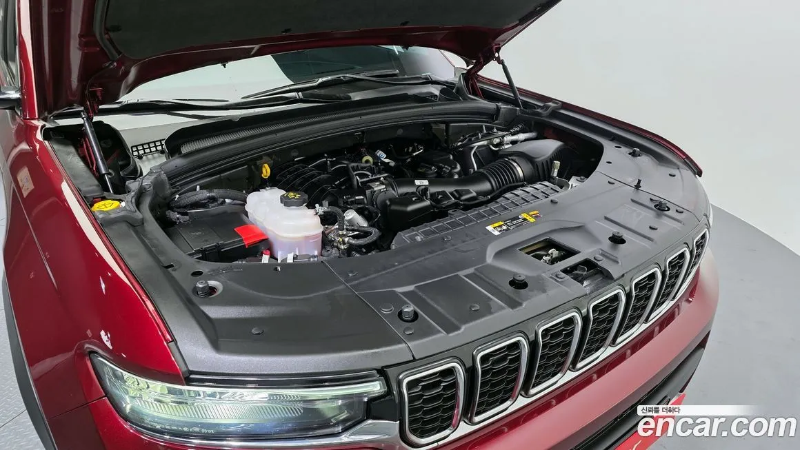 Jeep Cherokee — фото 6