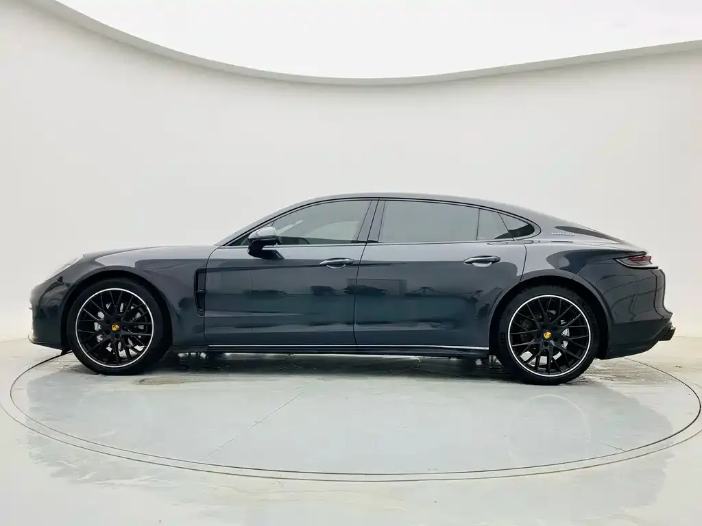 Porsche Panamera — фото 4