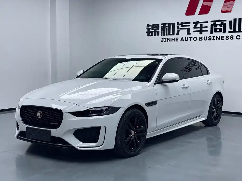 Jaguar XEL — фото 1