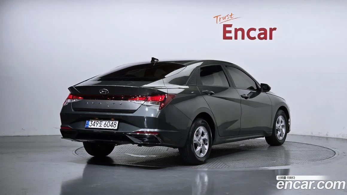 Hyundai AVANTE — фото 2