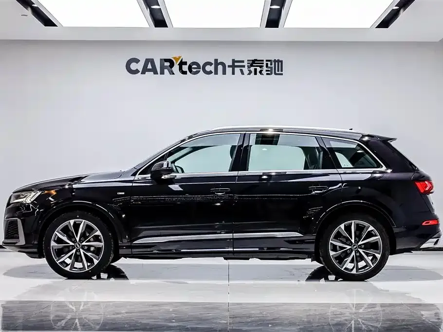 Audi Q7 — фото 4