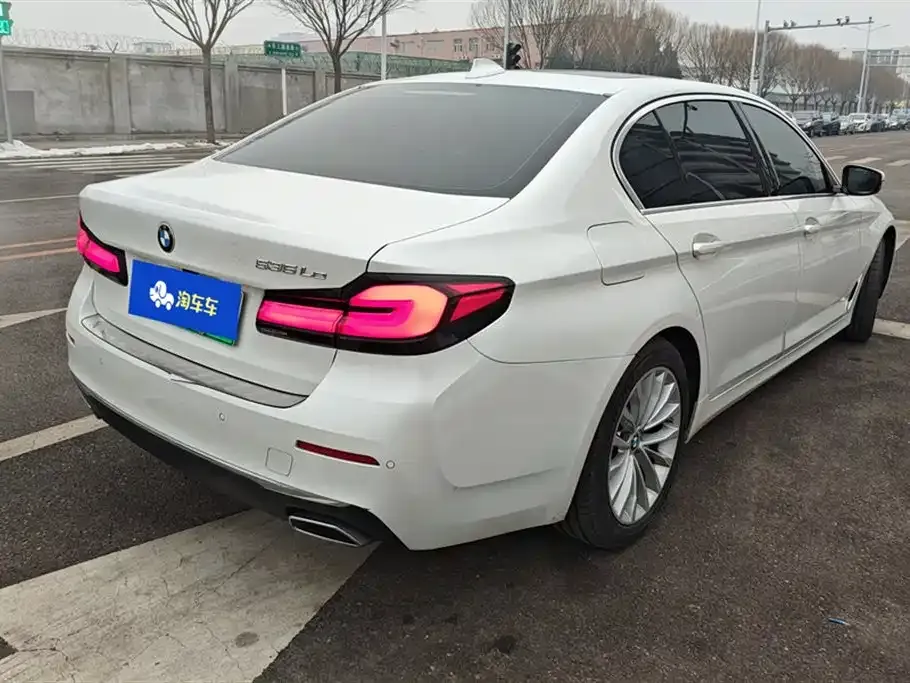 BMW 5 Series New Energy — фото 4
