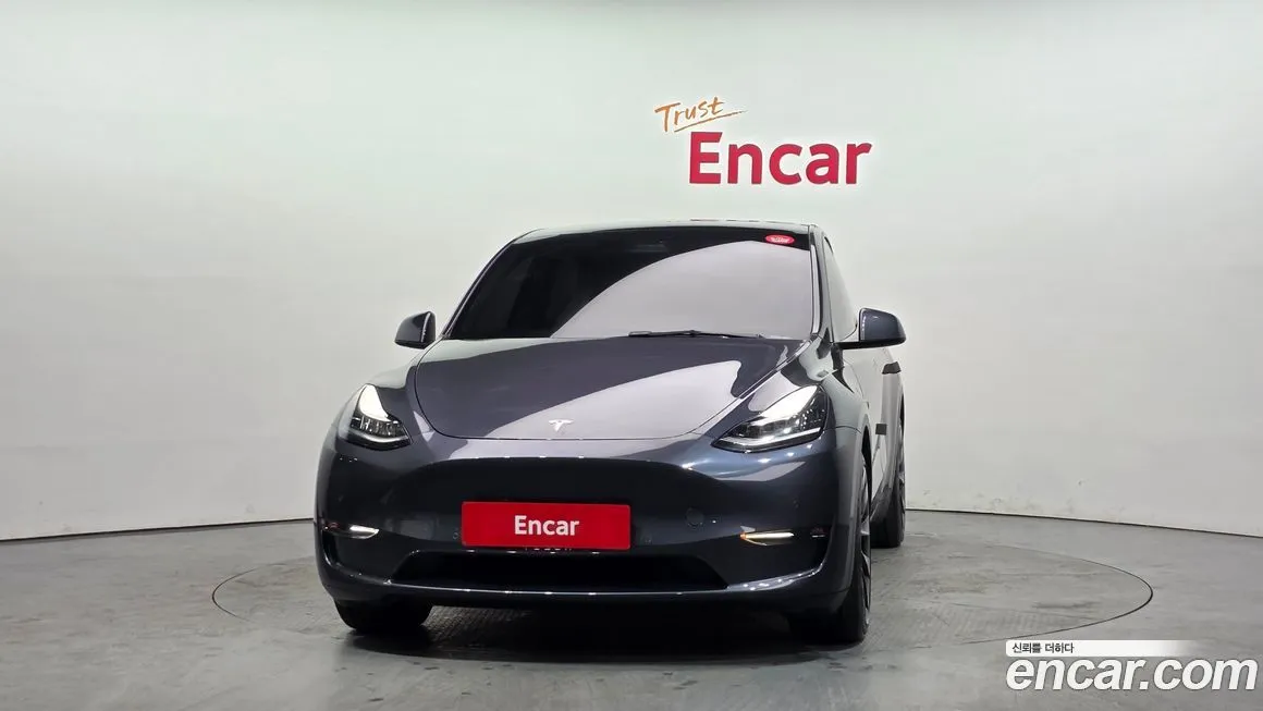 Tesla Model Y — фото 2