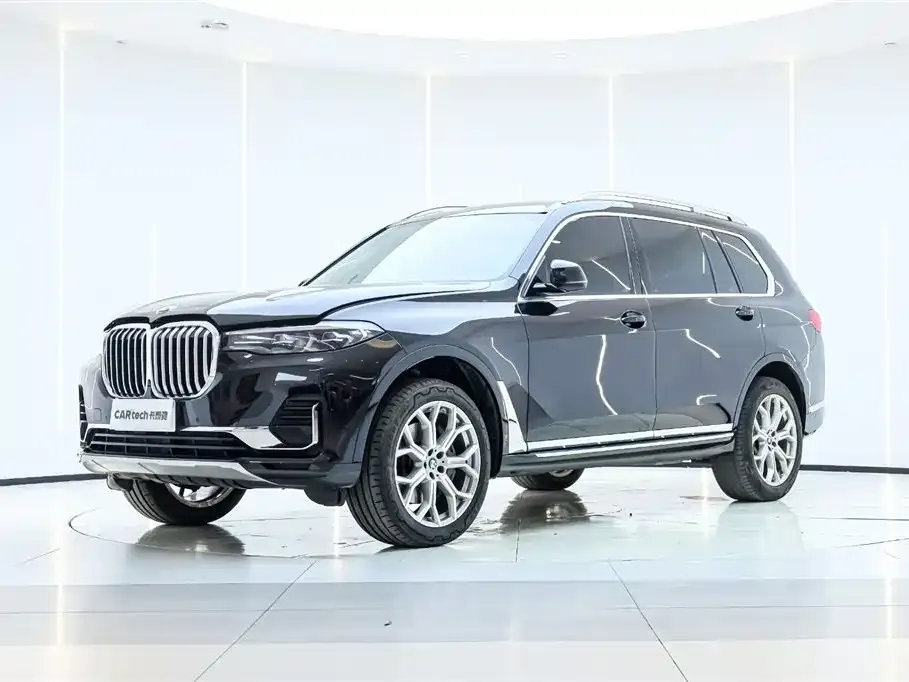 BMW X7 — фото 1