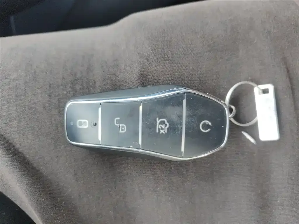 BYD Seal 05 DM-i — фото 2