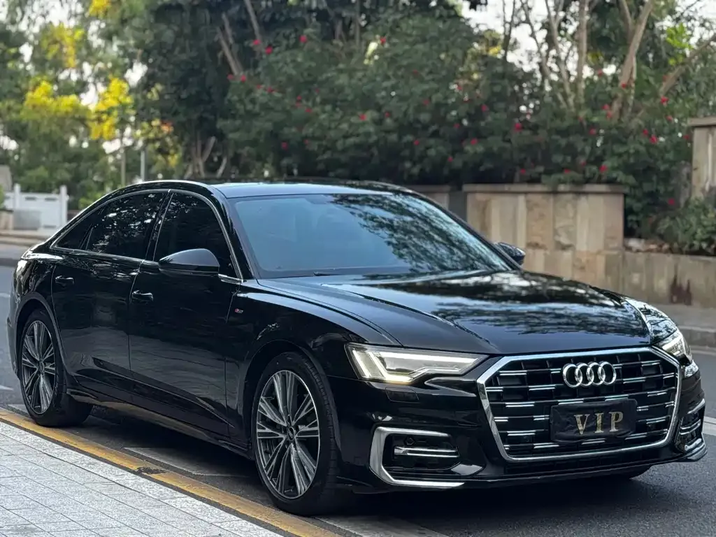 Audi A6L — фото 9