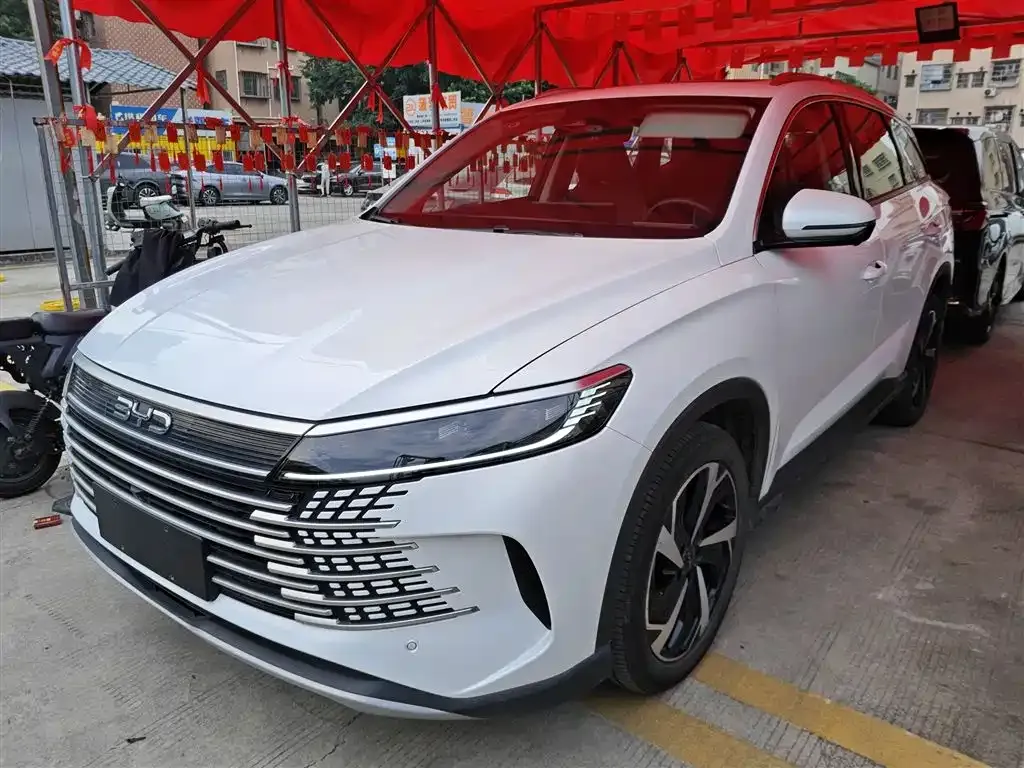 BYD Seal 05 DM-i — фото 1