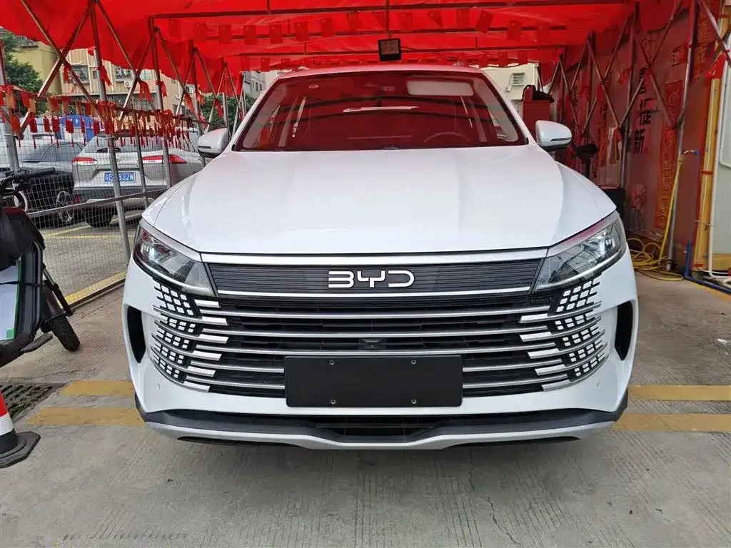 BYD Seal 05 DM-i — фото 3