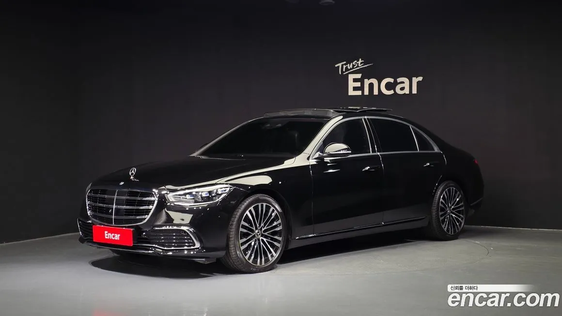 Mercedes-Benz S-Class — фото 1