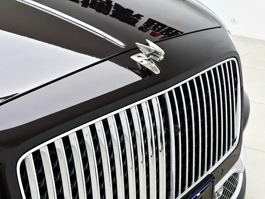 Bentley Flying Spur — фото 9