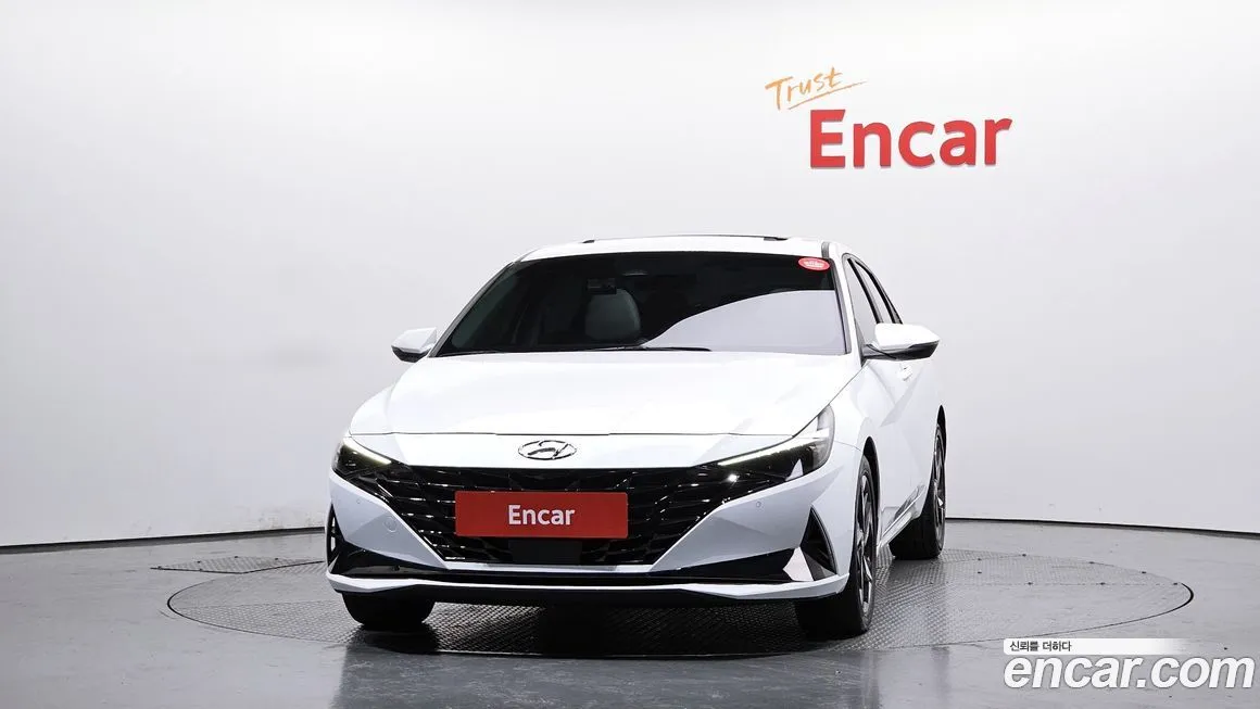 Hyundai AVANTE — фото 5