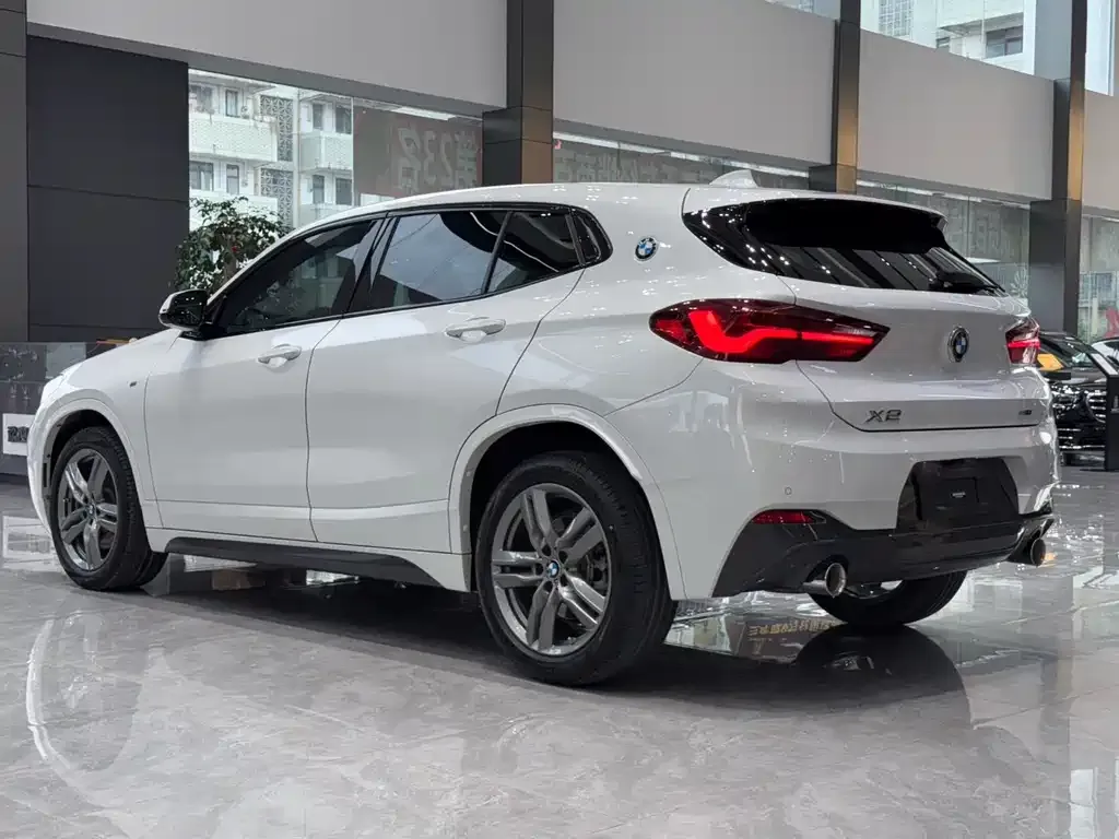 BMW X2 — фото 9