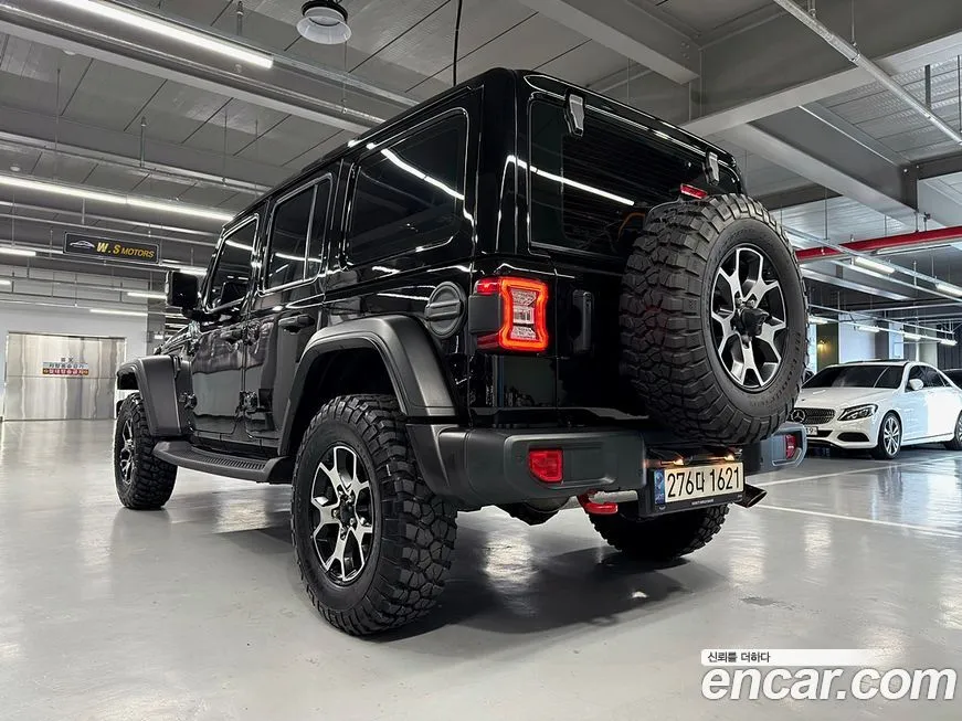 Jeep Wrangler — фото 6