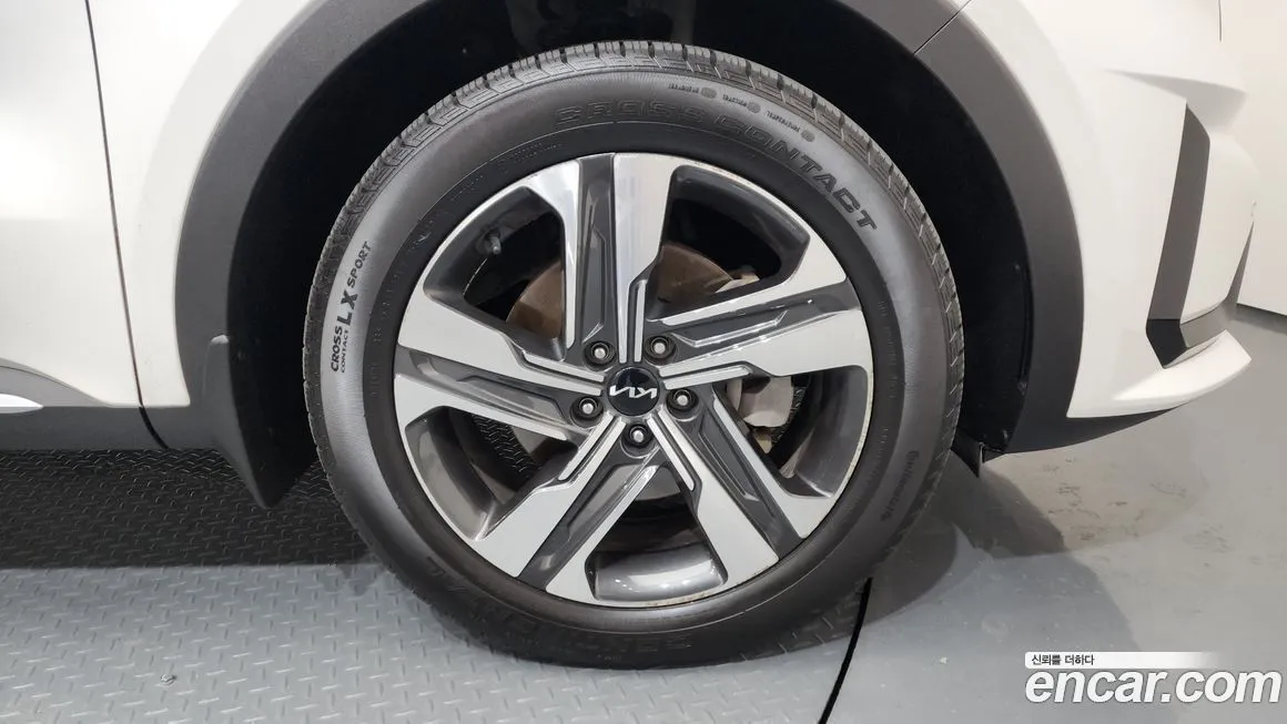 Kia Sorento — фото 5