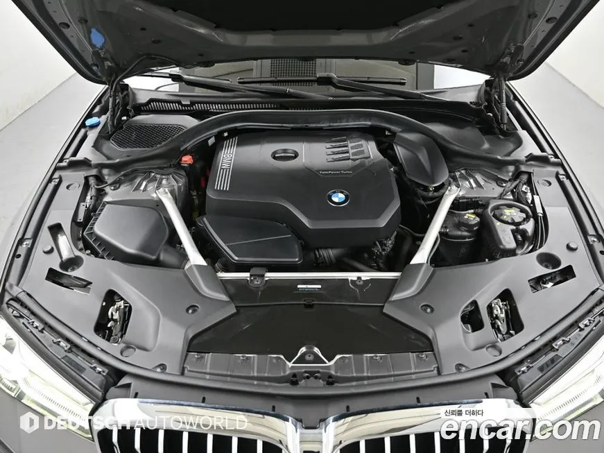 BMW 5-Series — фото 10