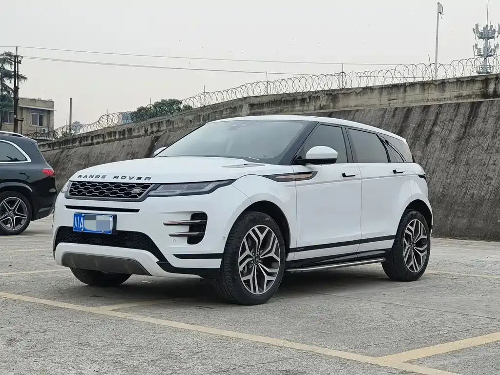 Land Rover Evoque — фото 1