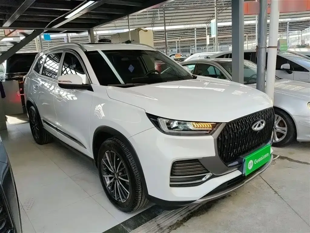 Chery Tiggo 8 — фото 10