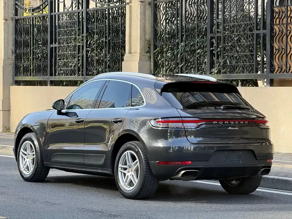 Porsche Macan — фото 9