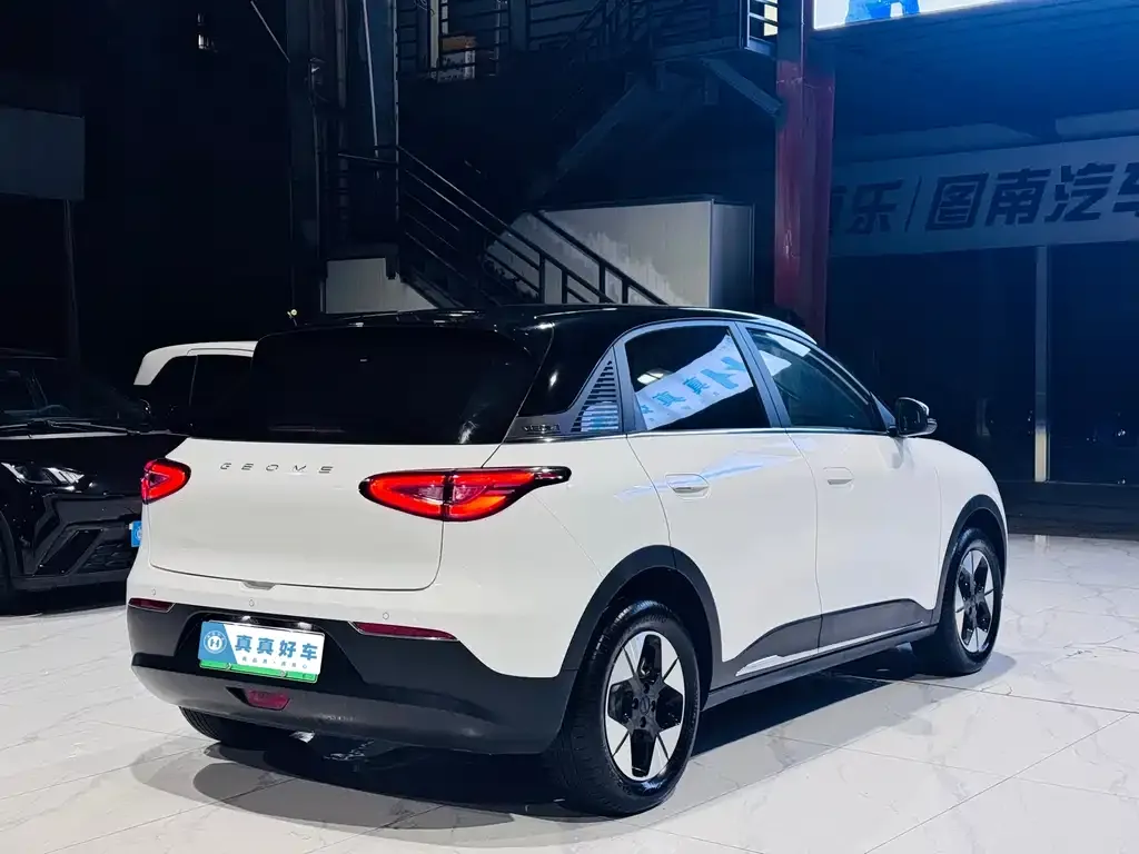 Geely Starburst — фото 4