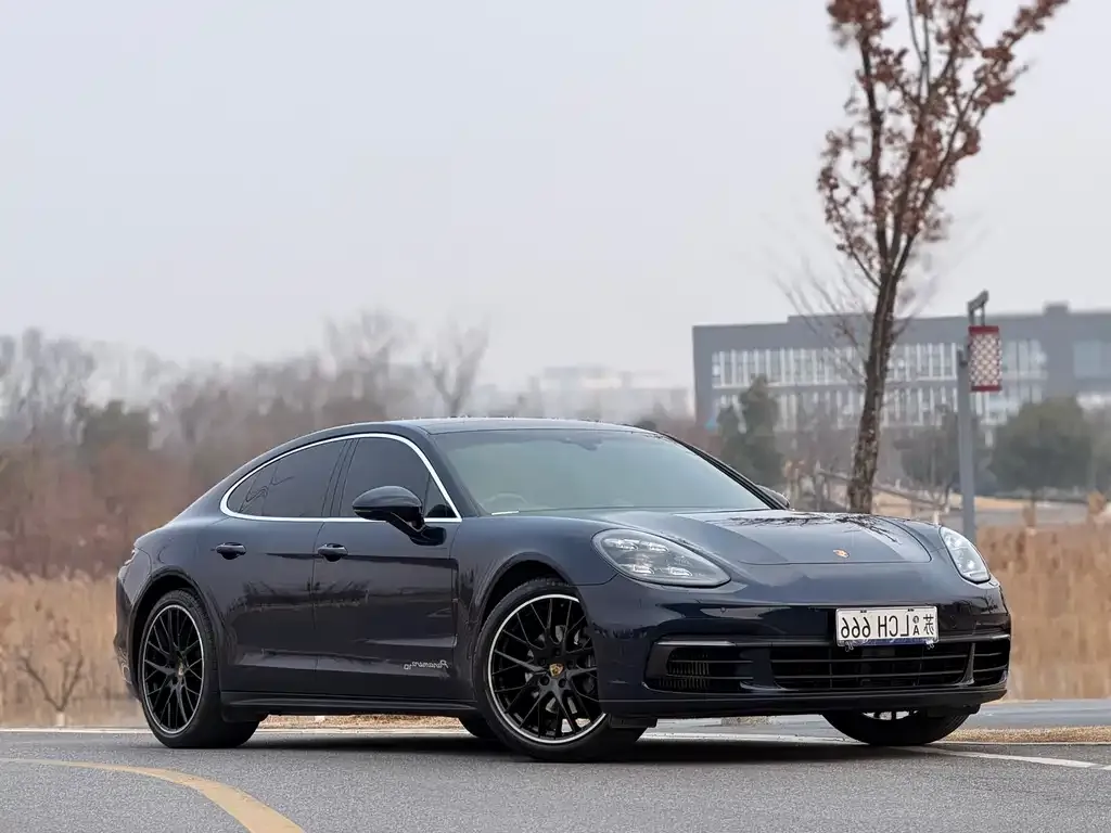 Porsche Panamera — фото 8