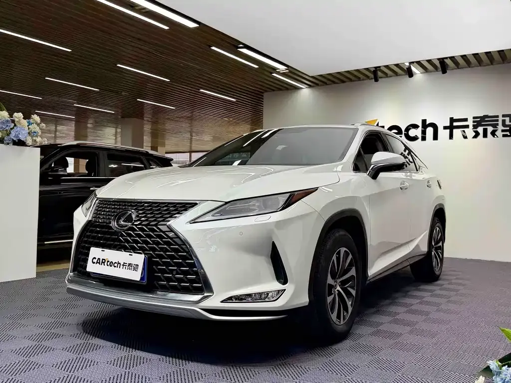 Lexus RX — фото 5