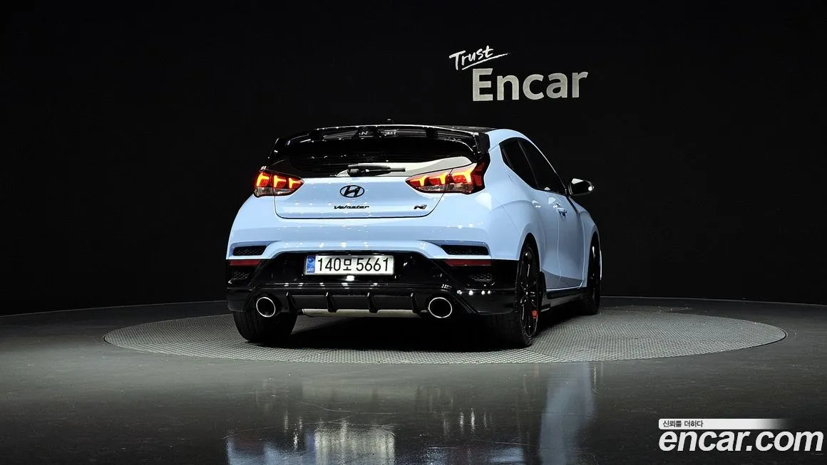 Hyundai Veloster — фото 6