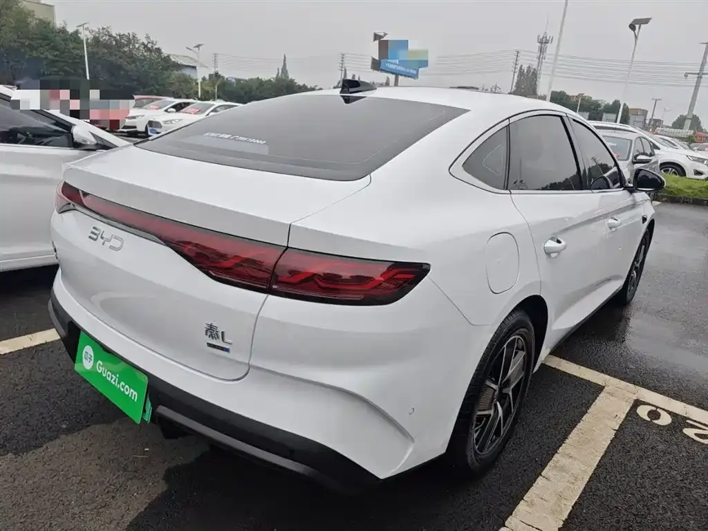 BYD Qin L — фото 7