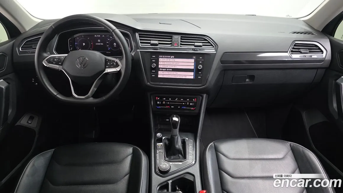 Volkswagen Tiguan — фото 7