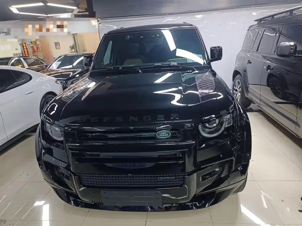 Land Rover Defender — фото 10