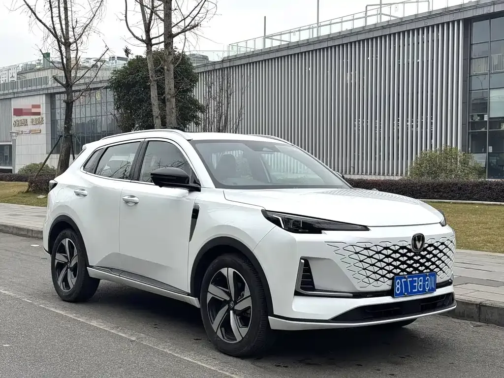Changan CS55PLUS — фото 4
