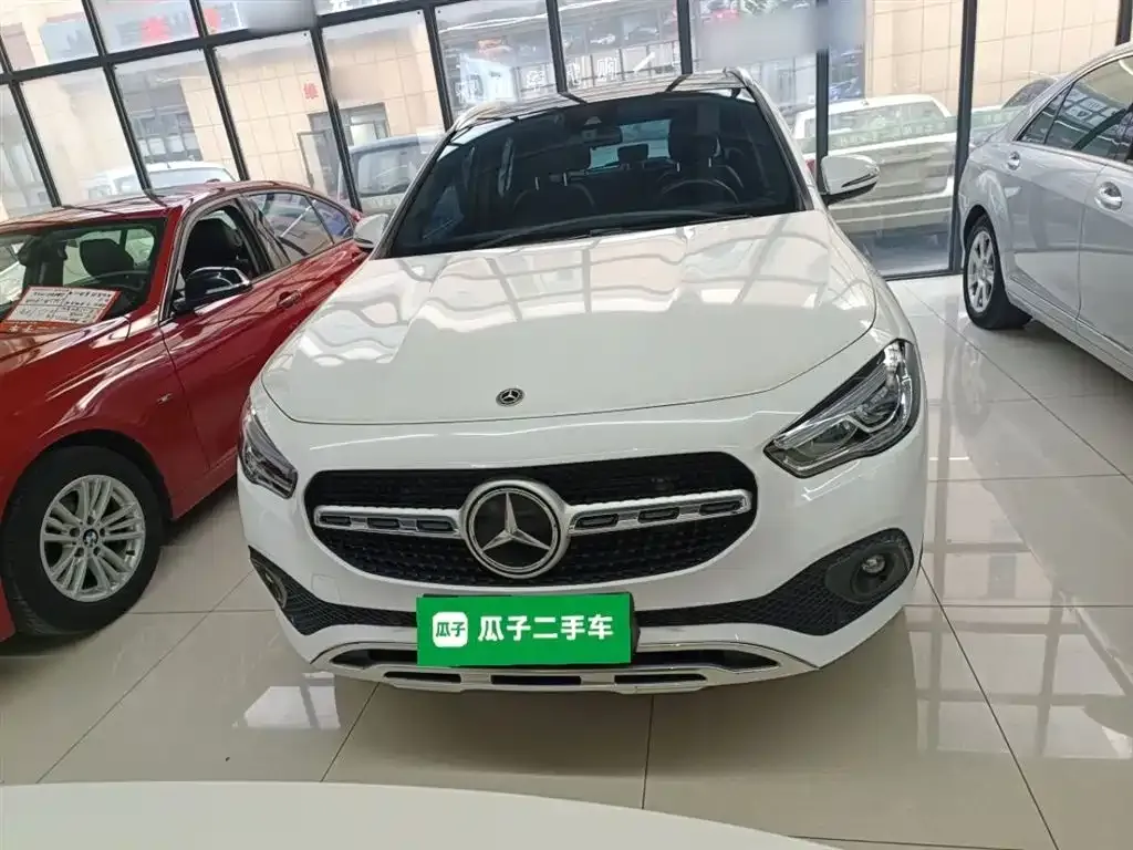 Mercedes-Benz GLA — фото 9