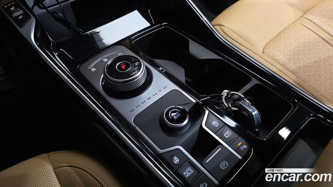 Kia Sorento — фото 9