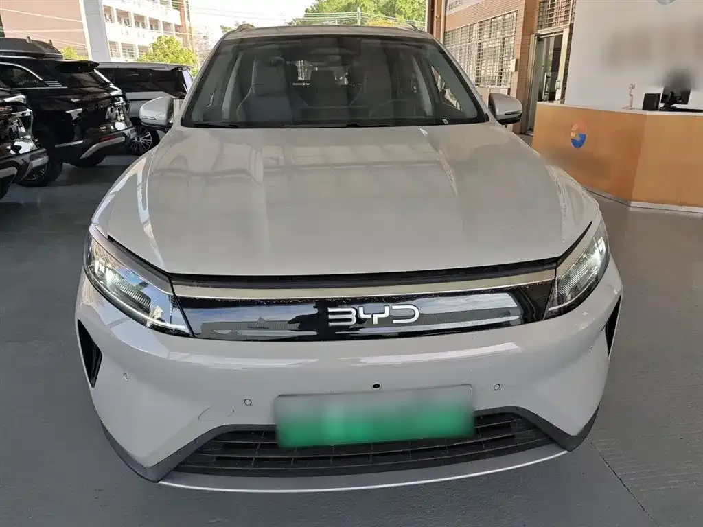 BYD Seal 05 DM-i — фото 3