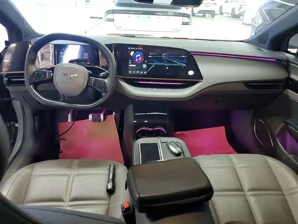 Hongqi EH7 — фото 10