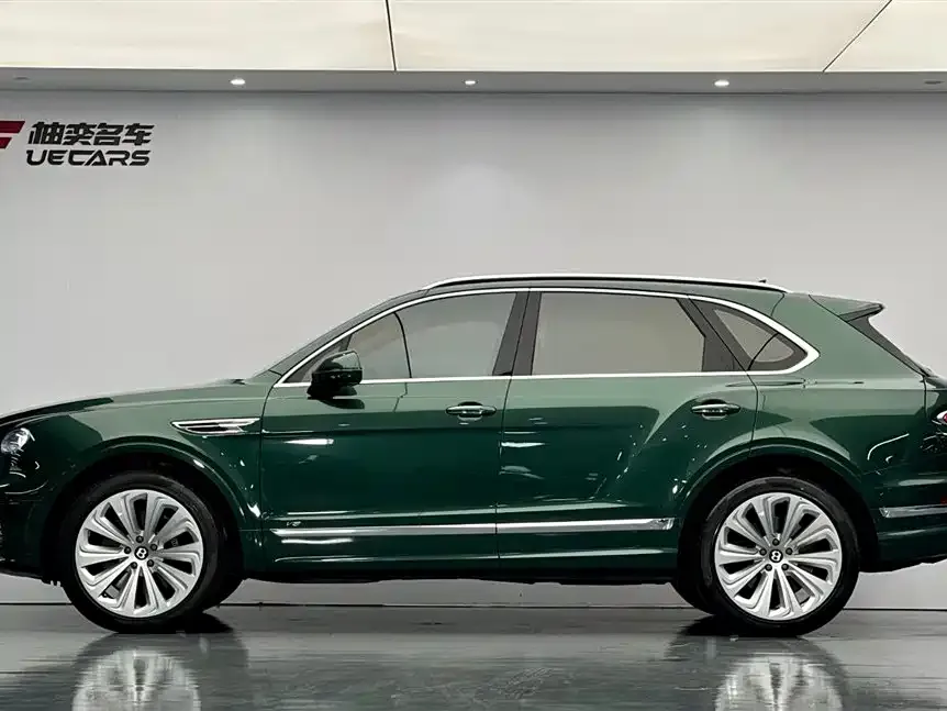 Bentley Bentayga — фото 2
