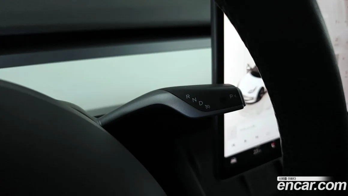 Tesla Model 3 — фото 4