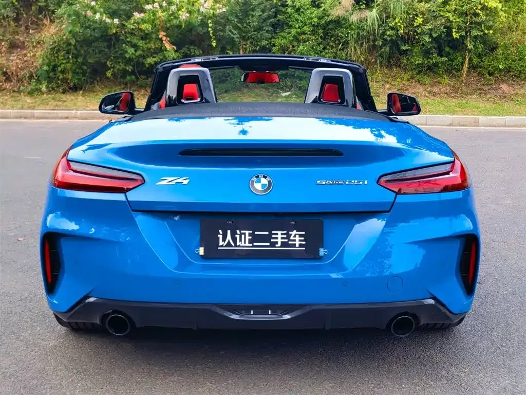 BMW Z4 — фото 9