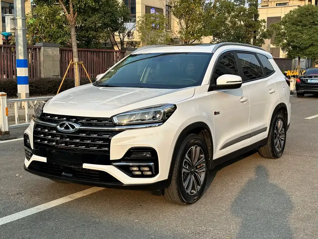 Chery Tiggo 8 — фото 1