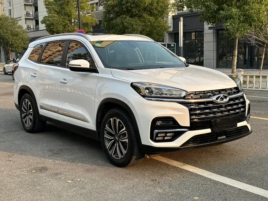 Chery Tiggo 8 — фото 3