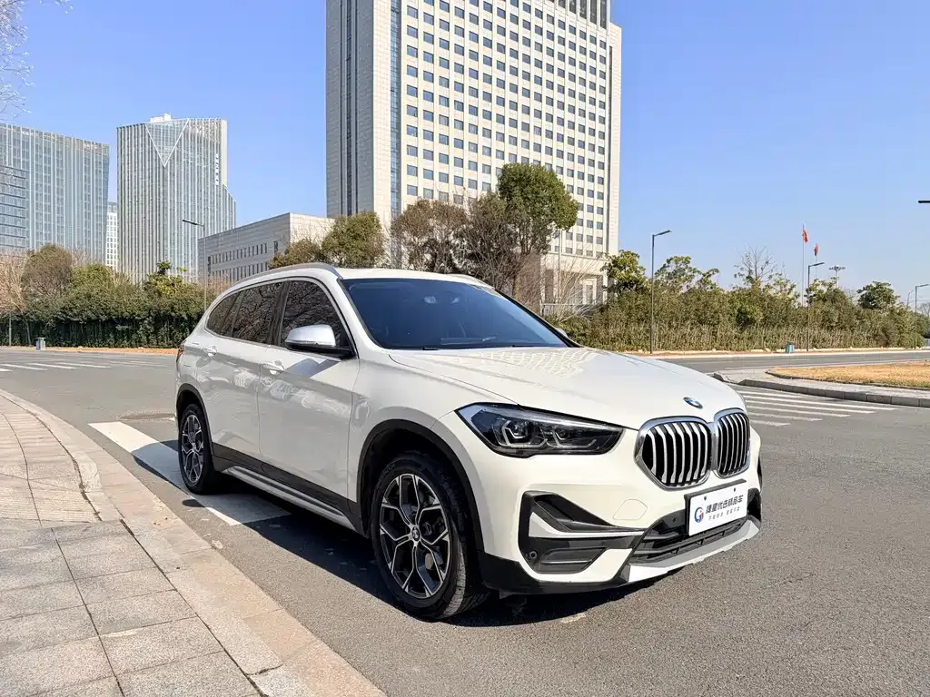 BMW X1 — фото 2