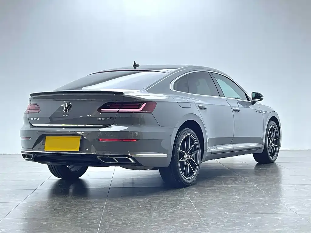 Volkswagen CC — фото 3