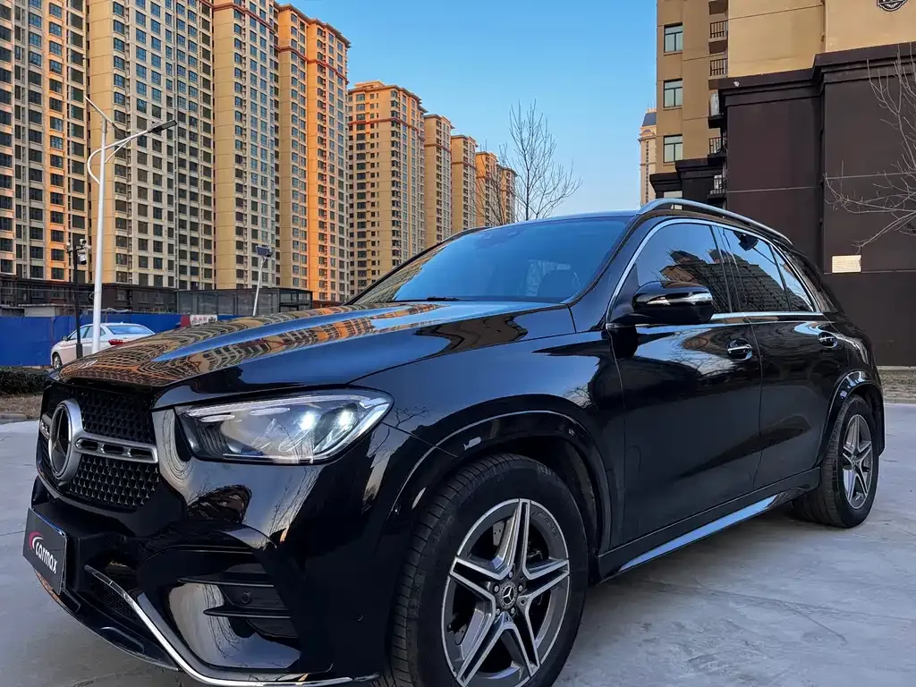 Mercedes-Benz GLE — фото 1