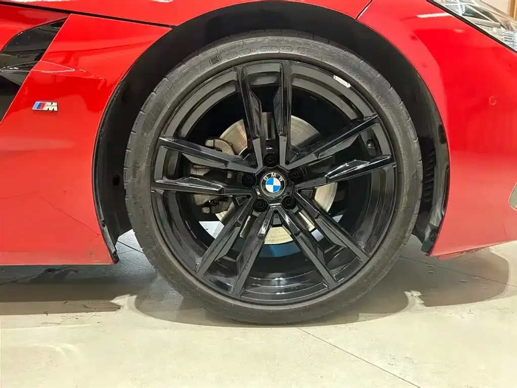 BMW Z4 — фото 4
