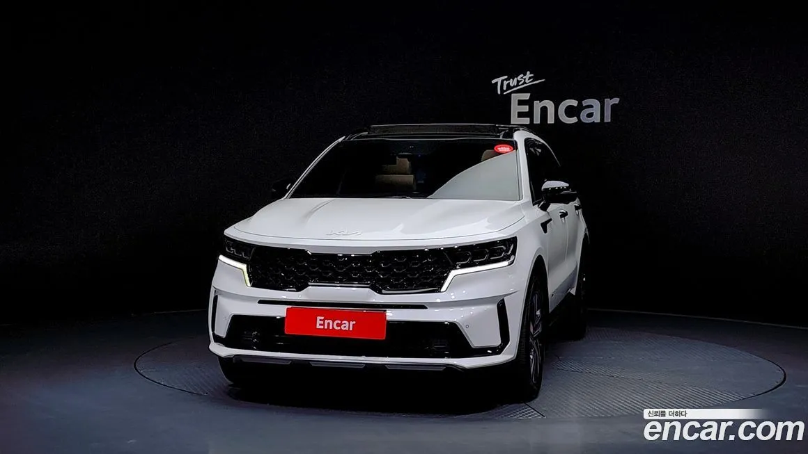 Kia Sorento — фото 10