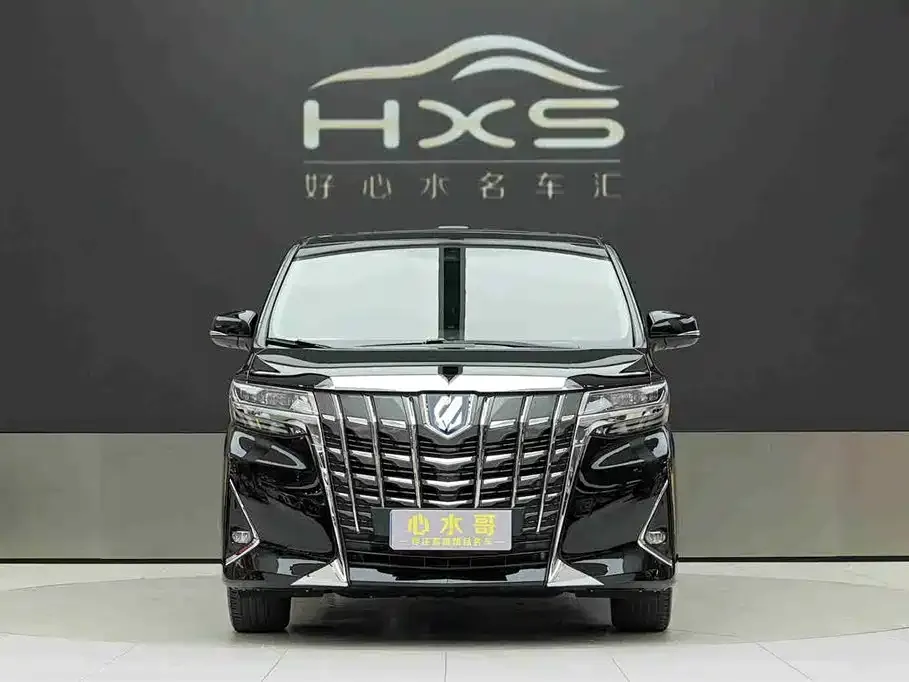 Toyota Alphard — фото 2