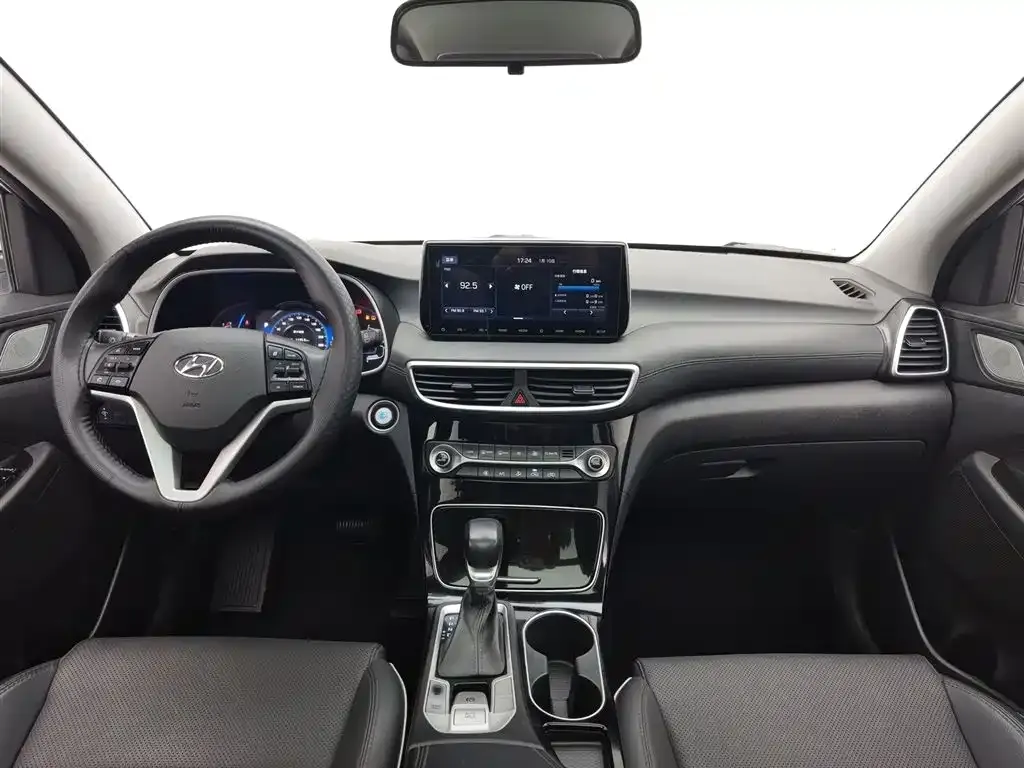 Hyundai Tucson — фото 4