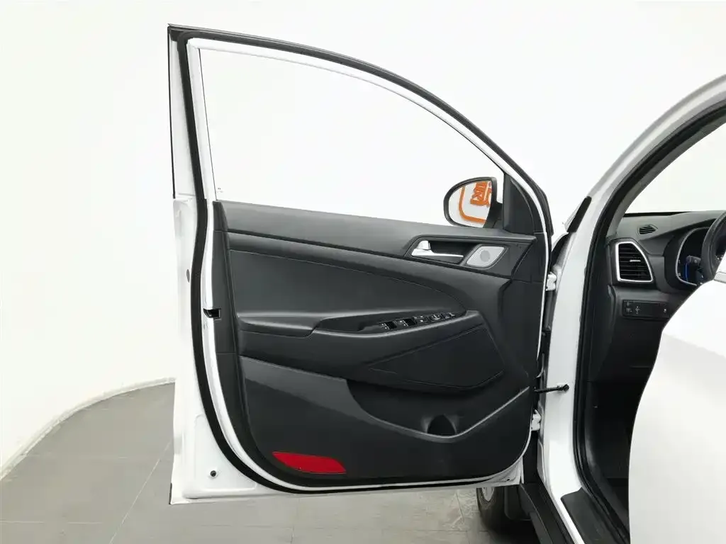 Hyundai Tucson — фото 3