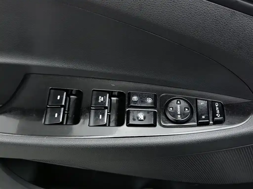 Hyundai Tucson — фото 8